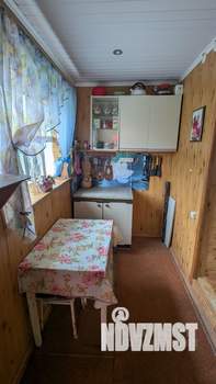 Дом 40м&sup2;, 2-этажный, участок 6 сот.  