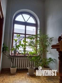 Дом 242м², 2-этажный, участок 17 сот.  