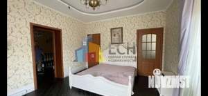 Дом 478м&sup2;, 3-этажный, участок 20 сот.  