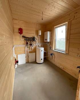 Дом 172м&sup2;, 2-этажный, участок 10 сот.  