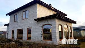 Коттедж 293м&sup2;, 2-этажный, участок 9 сот.  