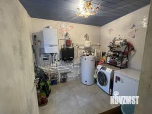 Дом 220м², 2-этажный, участок 15 сот.  