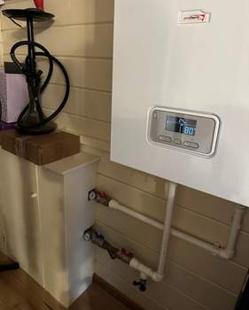 Дом 93м², 2-этажный, участок 10 сот.  