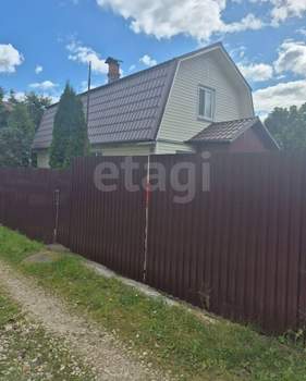 Дом 52м², 2-этажный, участок 6 сот.  