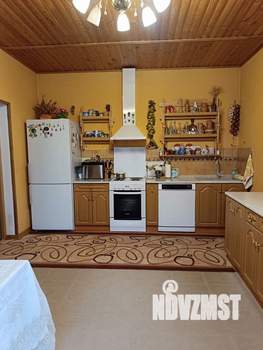 Коттедж 400м², 2-этажный, участок 20 сот.  