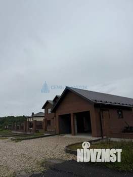 Коттедж 232м&sup2;, 2-этажный, участок 25 сот.  