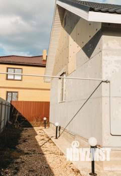 Дом 220м&sup2;, 2-этажный, участок 9 сот.  