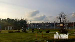 Коттедж 293м&sup2;, 2-этажный, участок 9 сот.  