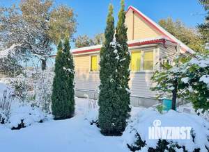 Дом 63м&sup2;, 2-этажный, участок 30 сот.  