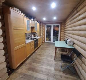 Дом 165м&sup2;, 2-этажный, участок 8 сот.  