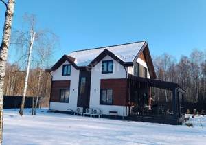 Дом 60м², 2-этажный, участок 7 сот.  