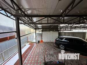 Коттедж 220м², 2-этажный, участок 10 сот.  