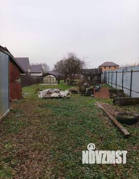 Дом 20м&sup2;, 2-этажный, участок 10 сот.  