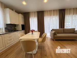 Коттедж 150м&sup2;, 2-этажный, участок 9 сот.  