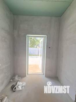 Коттедж 250м&sup2;, 2-этажный, участок 10 сот.  