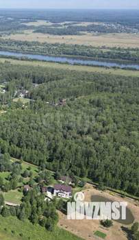 Дом 300м&sup2;, 2-этажный, участок 100 сот.  