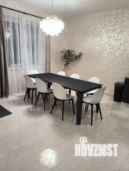 Коттедж 186м&sup2;, 2-этажный, участок 8 сот.  