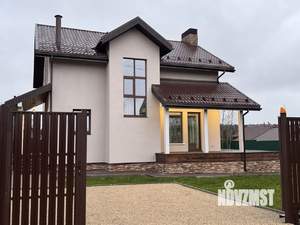 Коттедж 175м&sup2;, 2-этажный, участок 10 сот.  