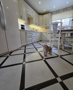 Дом 240м&sup2;, 2-этажный, участок 17 сот.  