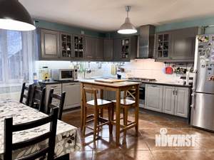 Дом 205м&sup2;, 2-этажный, участок 20 сот.  