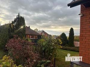 Коттедж 220м&sup2;, 2-этажный, участок 10 сот.  