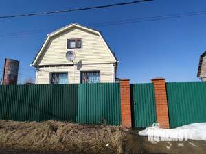 Дом 42м&sup2;, 2-этажный, участок 6 сот.  