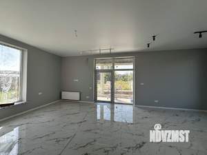 Дом 146м&sup2;, 1-этажный, участок 9 сот.  