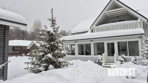 Дом 192м&sup2;, 2-этажный, участок 10 сот.  