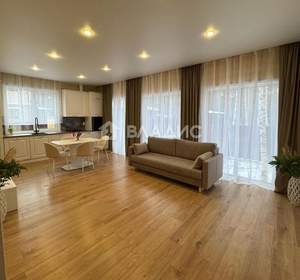 Дом 148м&sup2;, 2-этажный, участок 9 сот.  