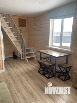 Дом 61м&sup2;, 2-этажный, участок 10 сот.  