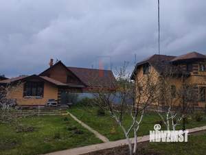 Дом 440м², 3-этажный, участок 35 сот.  