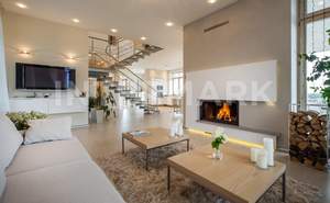 Дом 433м&sup2;, 3-этажный, участок 34 сот.  