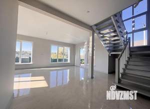 Коттедж 175м&sup2;, 2-этажный, участок 10 сот.  