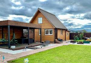 Дом 93м&sup2;, 2-этажный, участок 10 сот.  