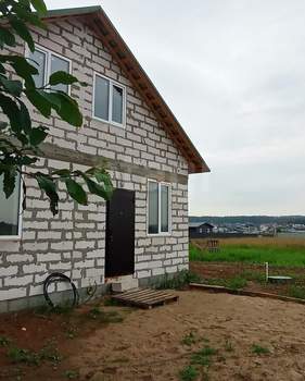 Дом 130м&sup2;, 2-этажный, участок 6 сот.  