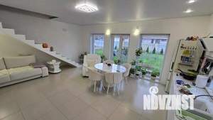 Дом 260м&sup2;, 2-этажный, участок 24 сот.  