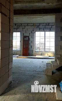 Коттедж 293м&sup2;, 2-этажный, участок 9 сот.  