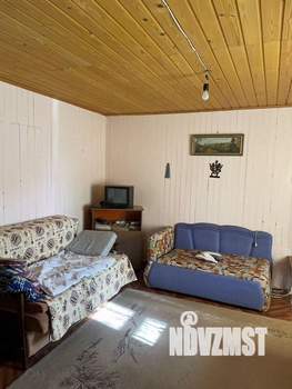 Дом 37м&sup2;, 2-этажный, участок 6 сот.  