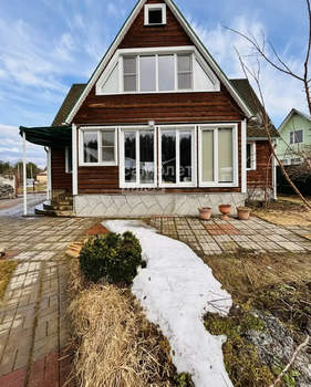 Дом 148м&sup2;, 2-этажный, участок 9 сот.  