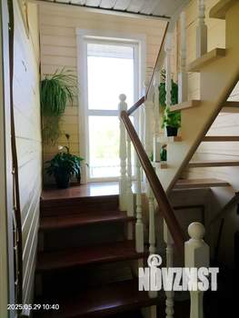 Дом 100м&sup2;, 2-этажный, участок 9 сот.  