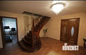 Дом 200м&sup2;, 2-этажный, участок 24 сот.  