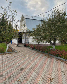 Дом 79м², 2-этажный, участок 10 сот.  