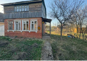 Дом 40м², 2-этажный, участок 5 сот.  