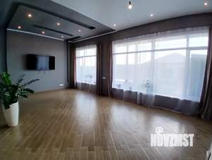 Дом 220м&sup2;, 2-этажный, участок 12 сот.  