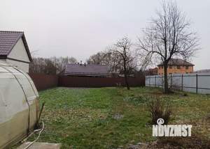 Дом 20м&sup2;, 2-этажный, участок 10 сот.  