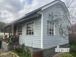 Дом 35м&sup2;, 2-этажный, участок 6 сот.  