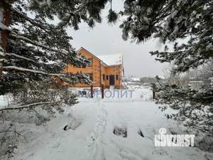 Дом 244м&sup2;, 3-этажный, участок 12 сот.  