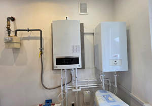 Дом 183м&sup2;, 2-этажный, участок 10 сот.  