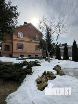 Дом 182м&sup2;, 2-этажный, участок 12 сот.  