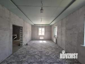 Коттедж 250м&sup2;, 2-этажный, участок 10 сот.  